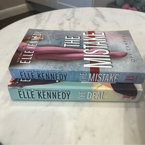 Off Campus book set- The Mistake & The Deal by Elle Kennedy